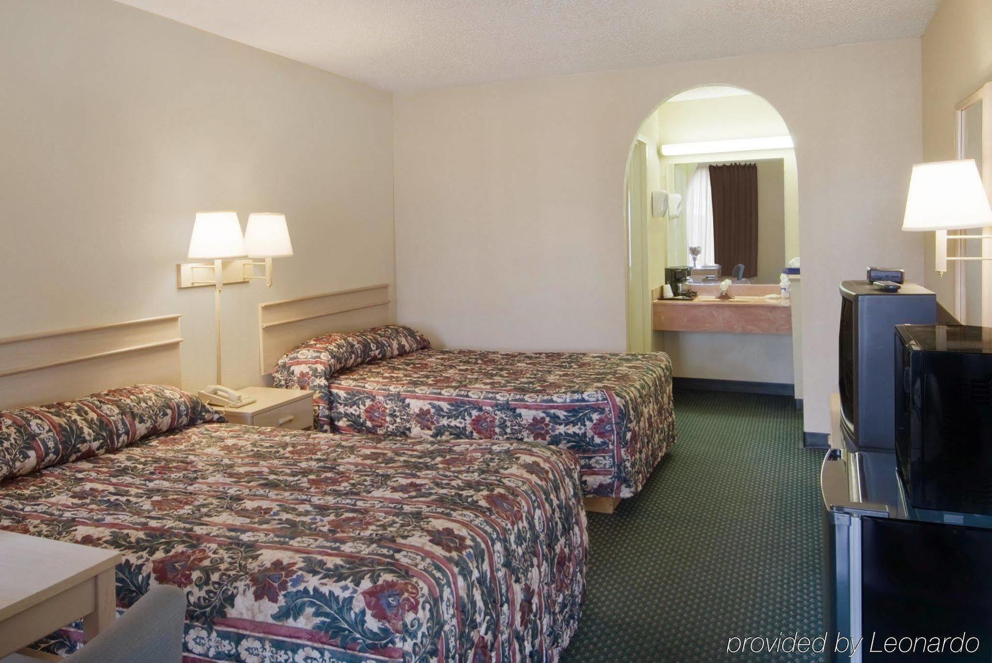 Econo Lodge Гейнсвил Екстериор снимка