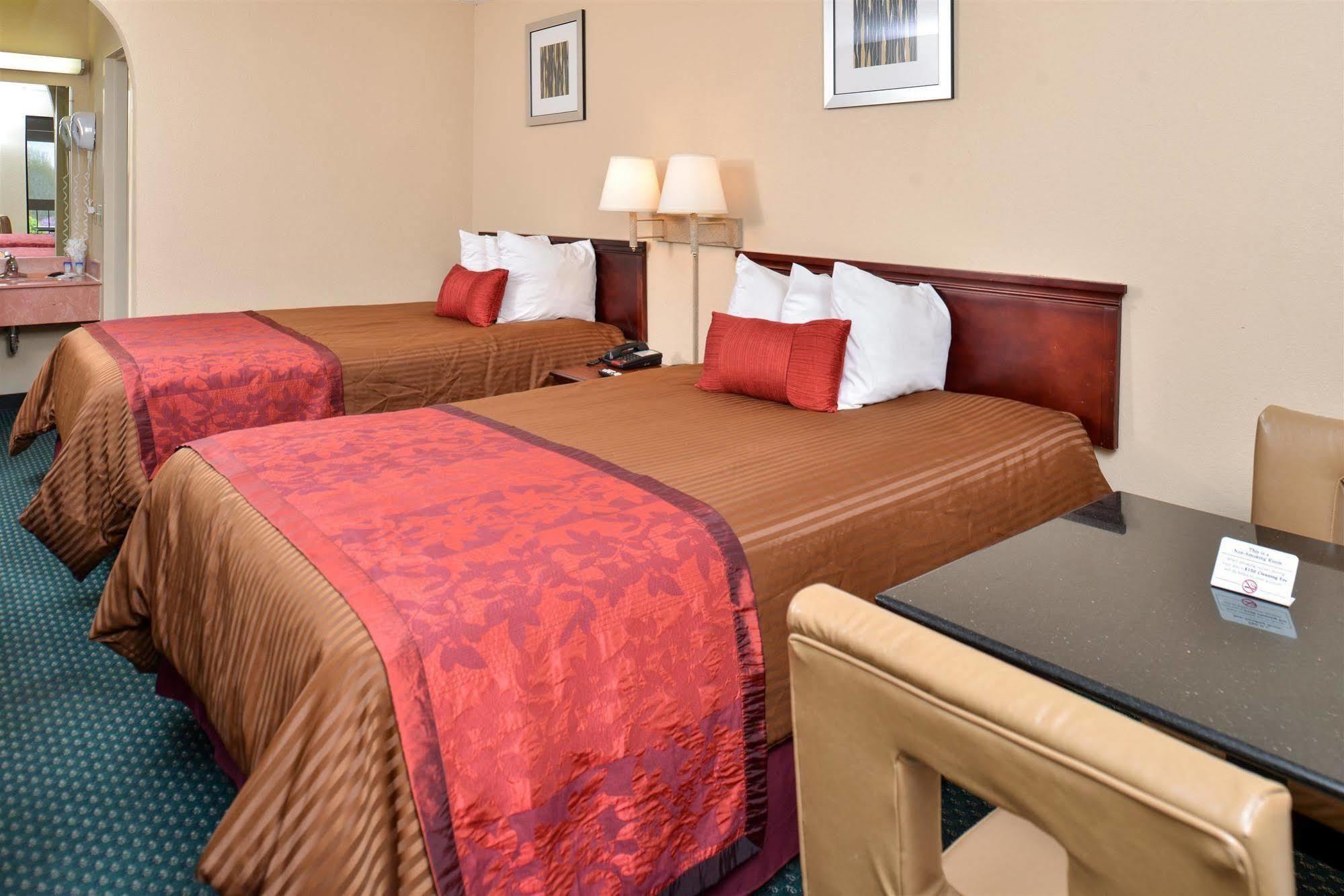 Econo Lodge Гейнсвил Екстериор снимка