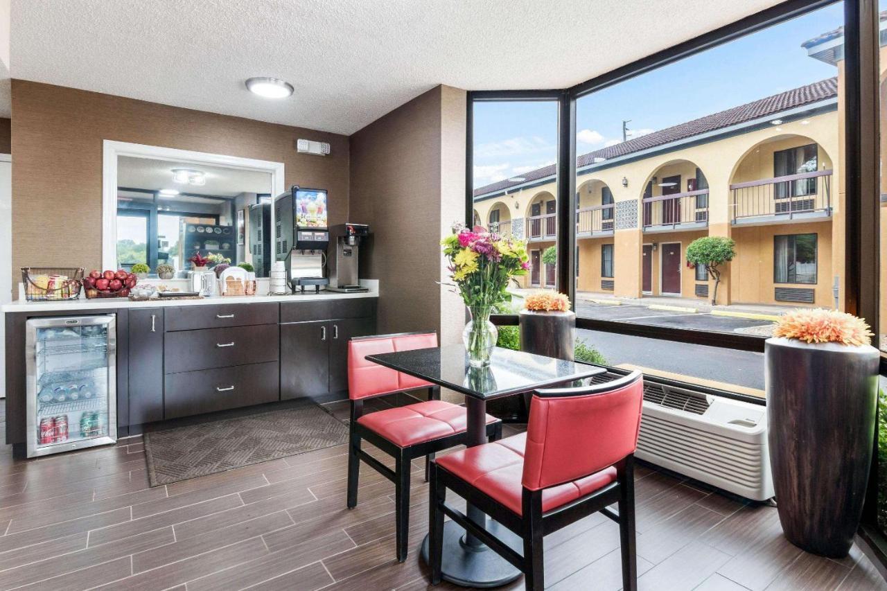 Econo Lodge Гейнсвил Екстериор снимка