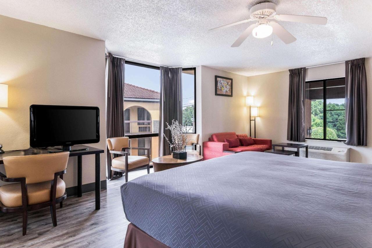 Econo Lodge Гейнсвил Екстериор снимка