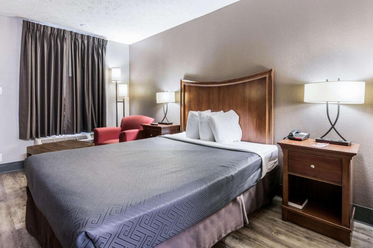Econo Lodge Гейнсвил Екстериор снимка