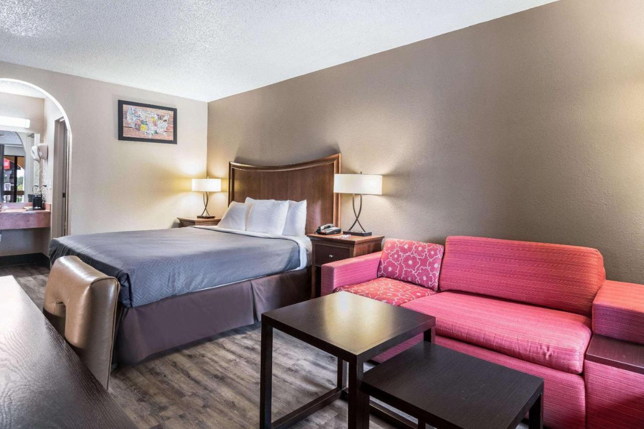 Econo Lodge Гейнсвил Екстериор снимка